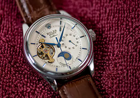Buy Watches Online in Rochester, NY
